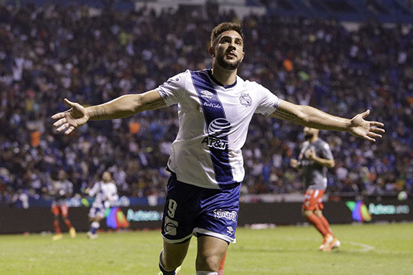 Cavallini vuela del Puebla y se va al Vancouver de la MLS
