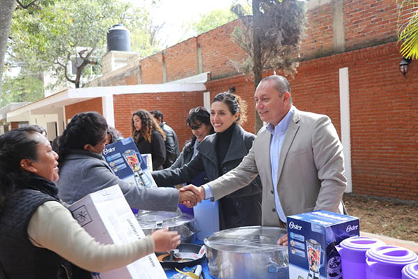 DIF Municipal de Atlixco reequipa desayunadores escolares