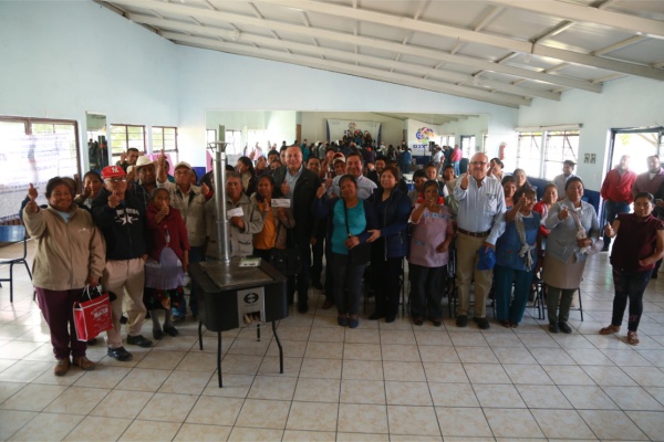 Gobierno de Atlixco apoya a más de 300 familias con estufas ecológicas