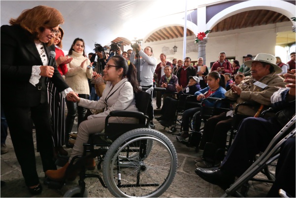 SEDIF cumple apoyando a 783 personas con discapacidad