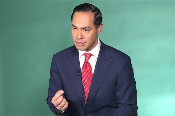 Castro, único latino en carrera presidencial de EU, renuncia a candidatura