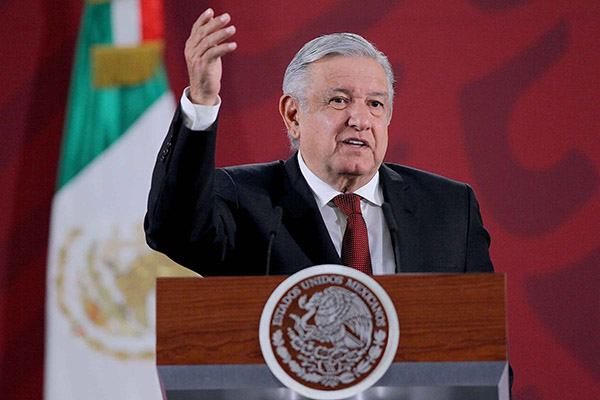 Pide López Obrador que se libere a ciberactivista Assange