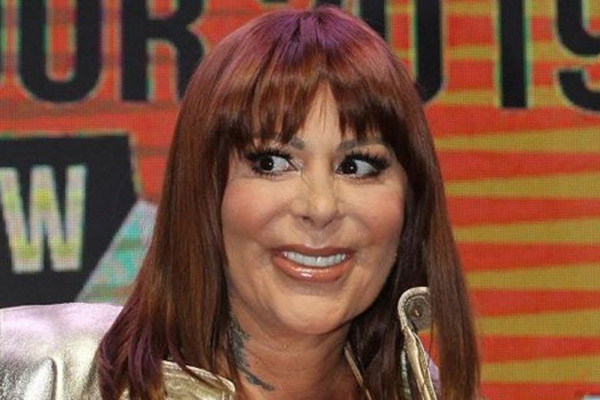 Alejandra Guzmán suspende presentación por “operación de emergencia”