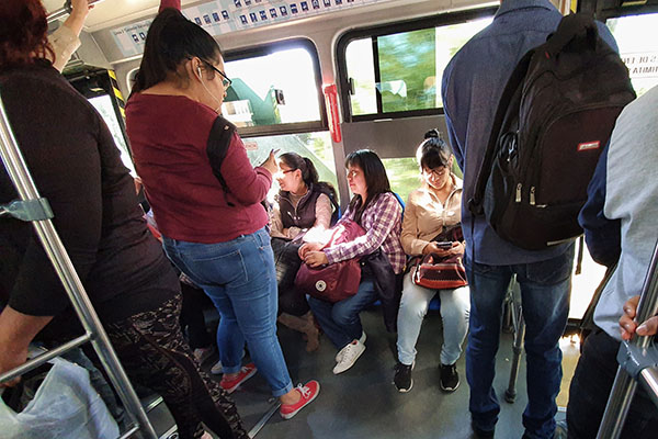 Insuficientes, autobuses para mujeres del RUTA