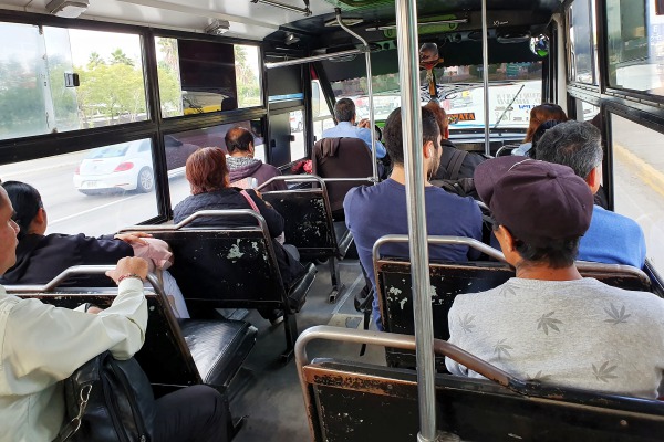Transporte público: ni renovación ni mejor servicio