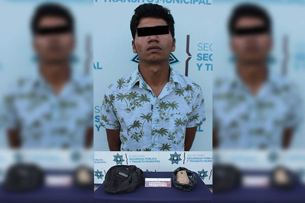 Llevaba su “backpack” llena de marihuana