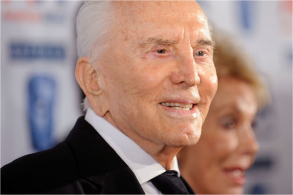 Muere legendario actor Kirk Douglas a los 103 años