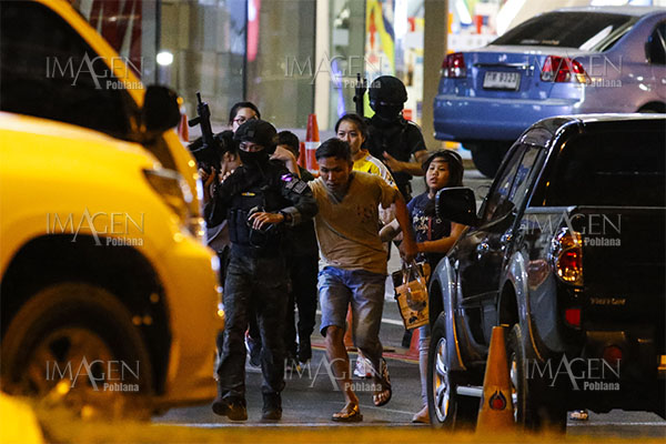 Aumenta a 30 el número de muertos por tiroteo en Tailandia