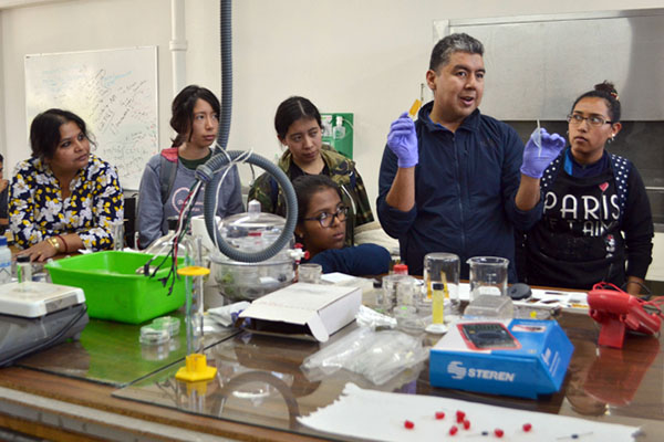 La BUAP conmemora el Día Internacional de la Mujer y la Niña en la Ciencia