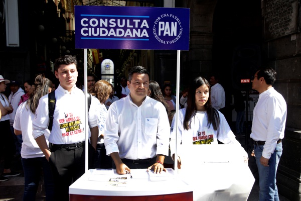¿En qué gastarían presupuesto municipal? Pregunta PAN a poblanos