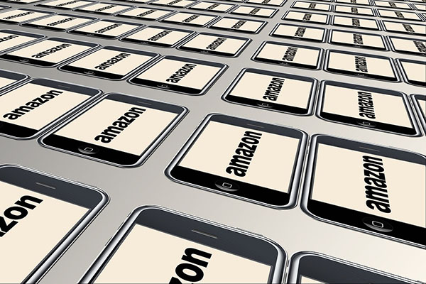 Amazon prohíbe la venta de productos engañosos que dicen combatir coronavirus