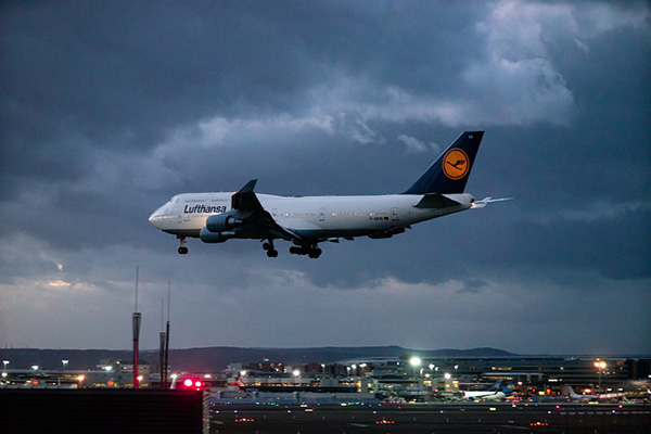 Aerolíneas resienten la crisis en el turismo mundial por COVID-19