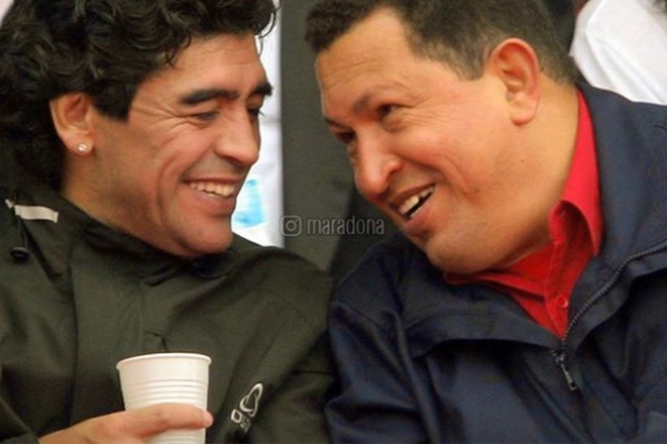 Hugo Chávez y Maradona, la relación más polémica del futbol y la política