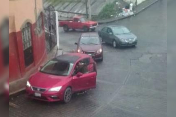 Acribillan a un hombre cuando llevaba a su hijo a la escuela
