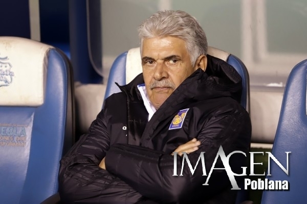 Tuca Ferretti acusa: “el Puebla se dedicó a defender”