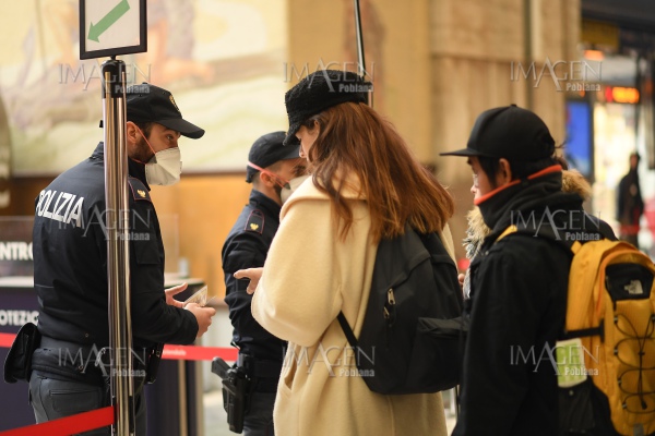 Regresan desde Italia 40 poblanos, irán a sus domicilios bajo vigilancia