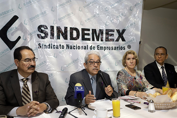 Caen ventas hasta 55% por paro de mujeres: Sindemex