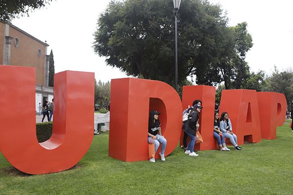 En aislamiento 16 alumnos de la UDLAP por sospecha de COVID-19