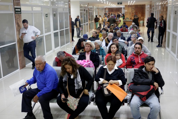 Atención por coronavirus en el IMSS, solo a derechohabientes