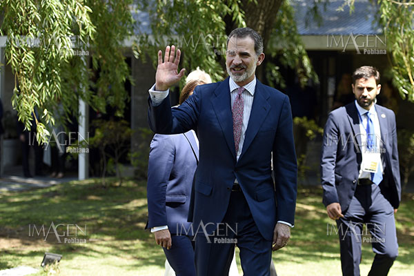 El rey de España renuncia a la herencia de su padre por la dudosa legalidad de su origen