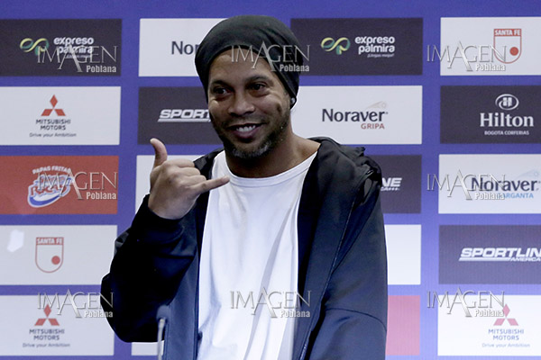 Revelan nuevos detalles de la vida que lleva Ronaldinho tras su detención
