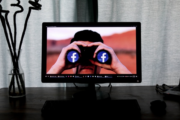 Facebook pondrá en sus news feed información verificada del coronavirus