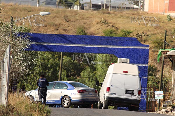 Hallan cuerpo embolsado en barranca junto al Alseseca