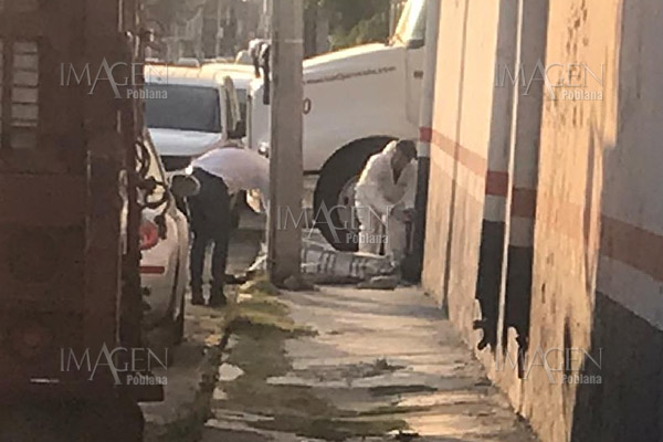 Muerte sorprende a indigente en plena calle