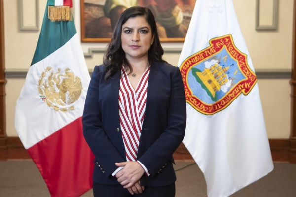 Rivera acepta decreto de Barbosa, pero con Lourdes Rosales en la SSC