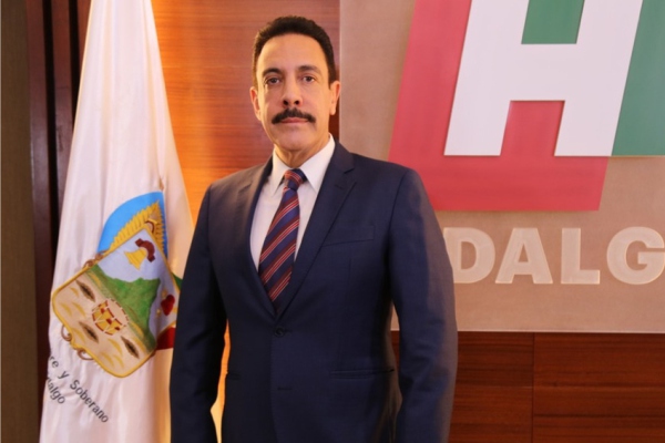 Gobernador de Hidalgo da positivo a prueba de COVID-19