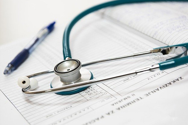 Millones de trabajadores no cuentan con servicios de salud ni permisos por enfermedad