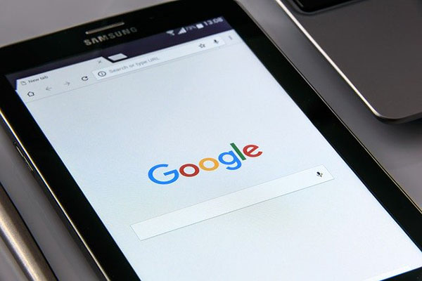 Google asigna $6,5 millones para combatir información falsa sobre coronavirus