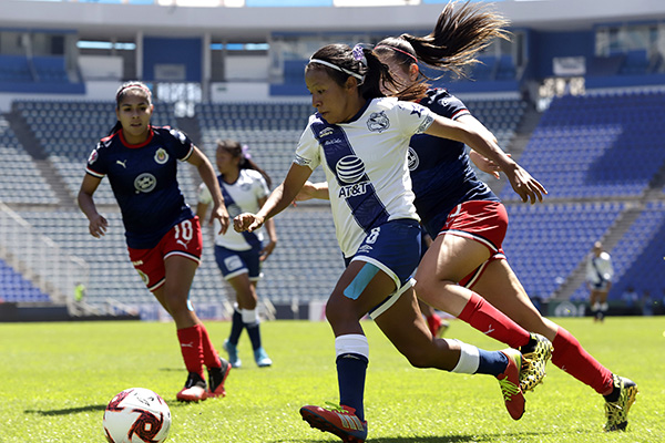 Las futbolistas siguen siendo un cero a la izquierda en México