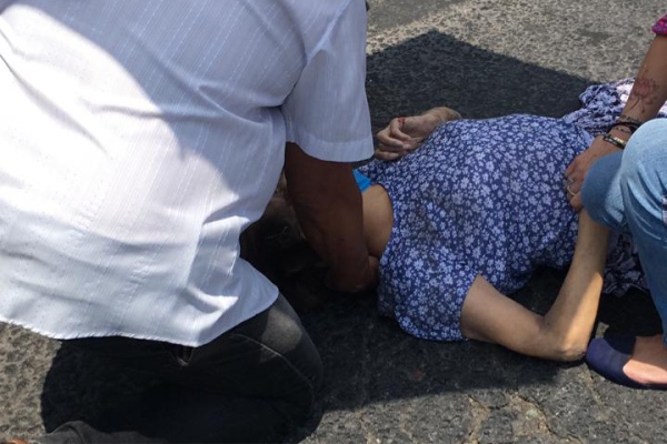 Unidad del transporte público mata a mujer de la tercera edad