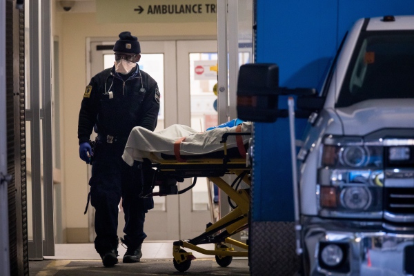 Estados Unidos registra casi 40,000 casos nuevos de COVID-19 en 24 horas