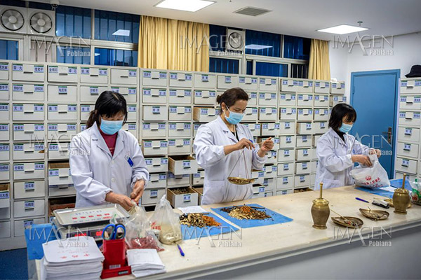 Medicina tradicional china es efectiva para tratamiento de COVID-19, dicen