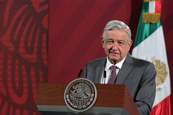 Decálogo para apoyo a clase media alta, palabras huecas de AMLO