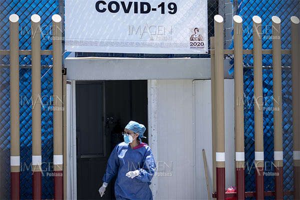 Así calman los médicos mexicanos a los pacientes del COVID-19