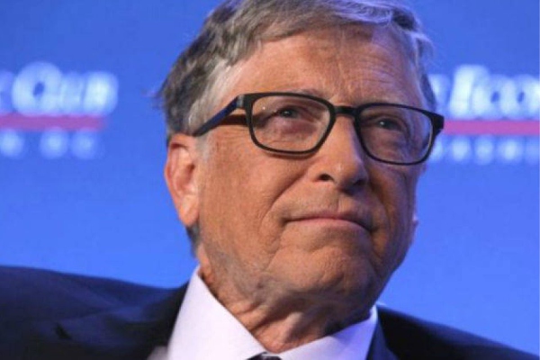 Es tiempo de cooperación, no de denuncias precipitadas, afirma Bill Gates