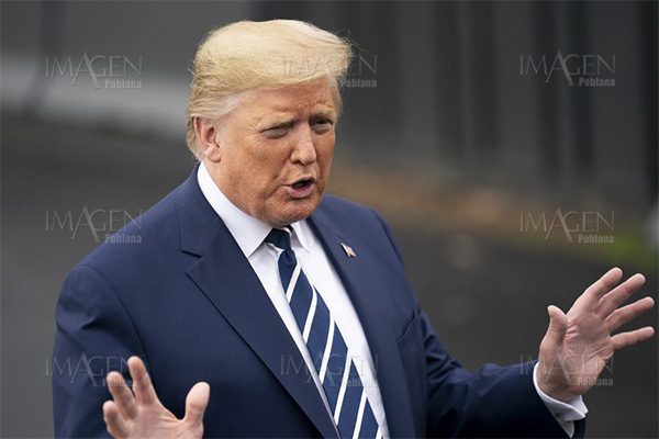 Trump defiende construcción del muro ante expansión del COVID-19 en México