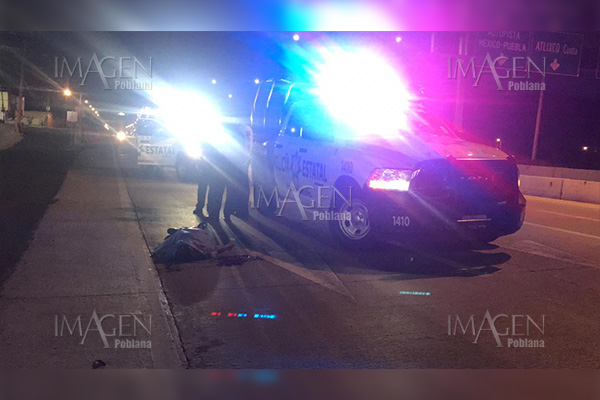 Veloz Mercedes-Benz atropella y mata a peatón