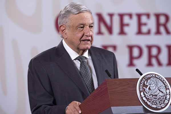 Anuncia AMLO reparto de fondo de 60,000 millones a los estados
