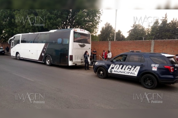 Pasajero encuentra la muerte en Puebla durante viaje a Chiapas