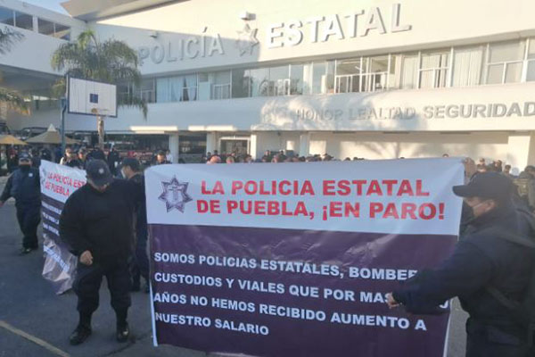 Policías estatales paran por bajos salarios y llegada de chiapanecos a cargos estratégicos