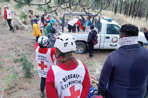 Recuperan cuerpo de poblano accidentado en el Iztaccíhuatl