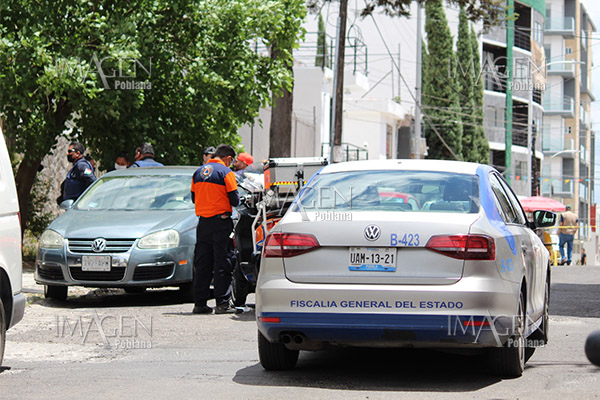 A puñaladas, asesinan a sexagenario dentro de su casa