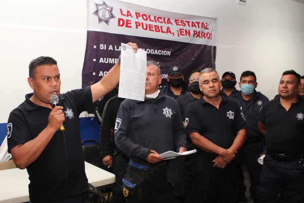 Concluye paro de policías; aceptan incremento salarial del 20%