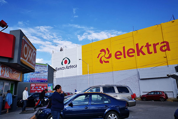 Otro más a la lista: atracan Elektra en Plazas Amalucan