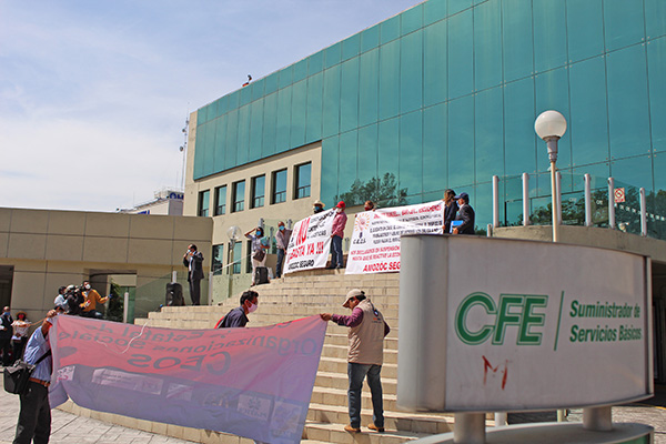 CFE, la “víctima” a la que nadie le tiene compasión