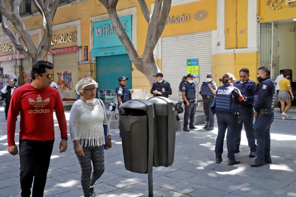 Simular precauciones es la nueva normalidad poblana